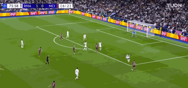 【欧冠】皇马主场3比1曼城晋级16强，姆巴佩帽子戏法