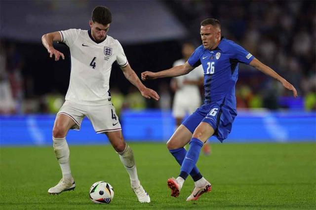 必发官方网站-登场即英雄，伊利契奇阔别955天归来，赖斯现场致敬