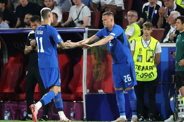 必发官方网站-登场即英雄，伊利契奇阔别955天归来，赖斯现场致敬