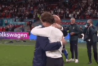 必发体育-告别维亚利：他是足球之美代言人