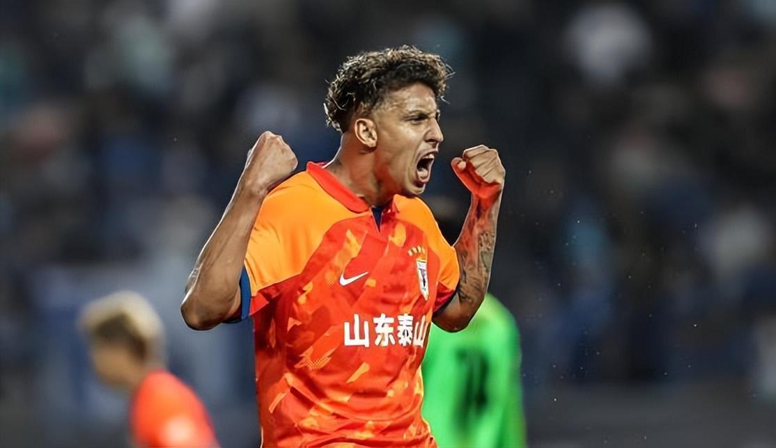 必发app-洛佩斯在鲁能做出重要决定，事关他未来是否留在球队，引发热议