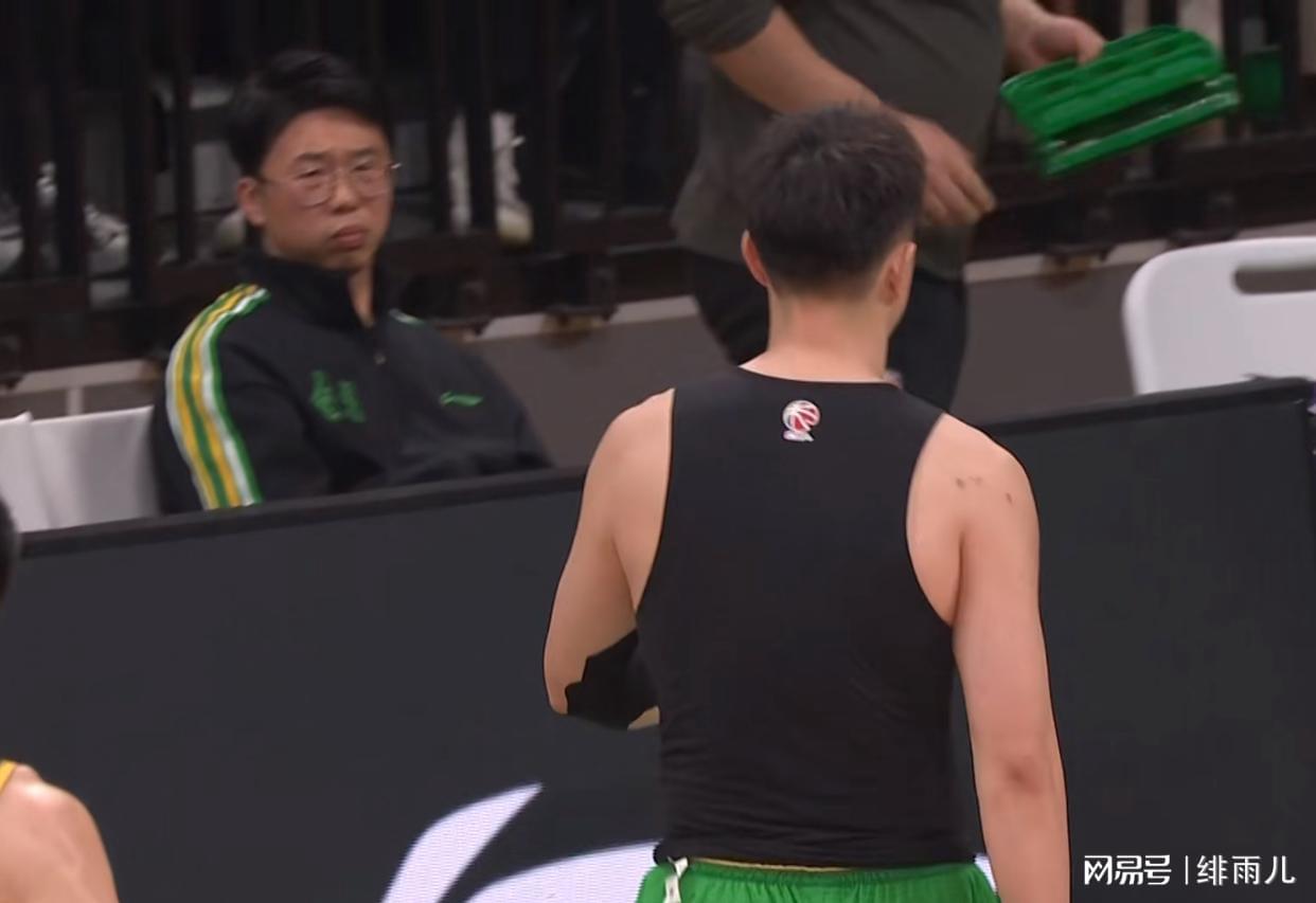 必发bifa-逼走赵继伟?辽宁队“8打5”狂输山东男篮,杨鸣恐无缘季后赛!