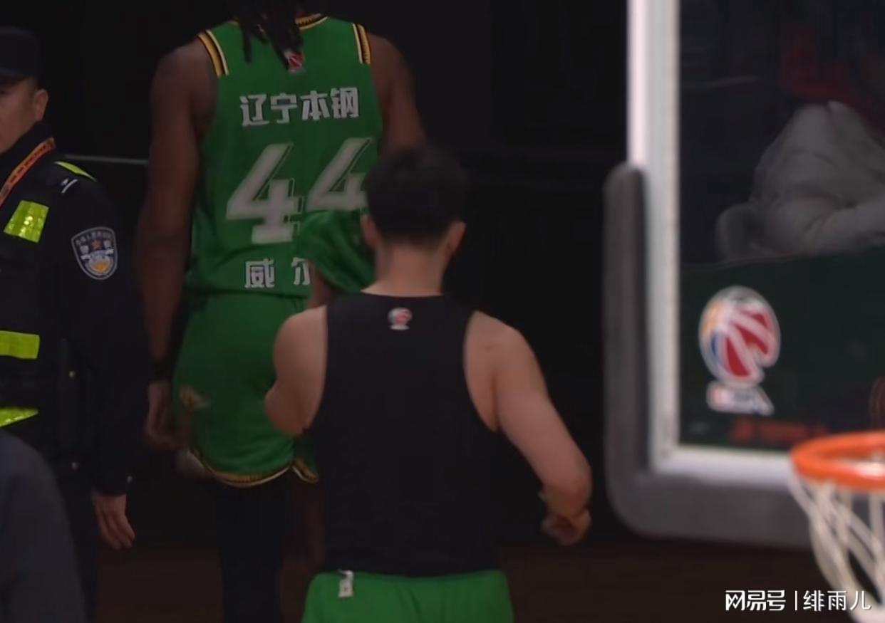 必发bifa-逼走赵继伟?辽宁队“8打5”狂输山东男篮,杨鸣恐无缘季后赛!