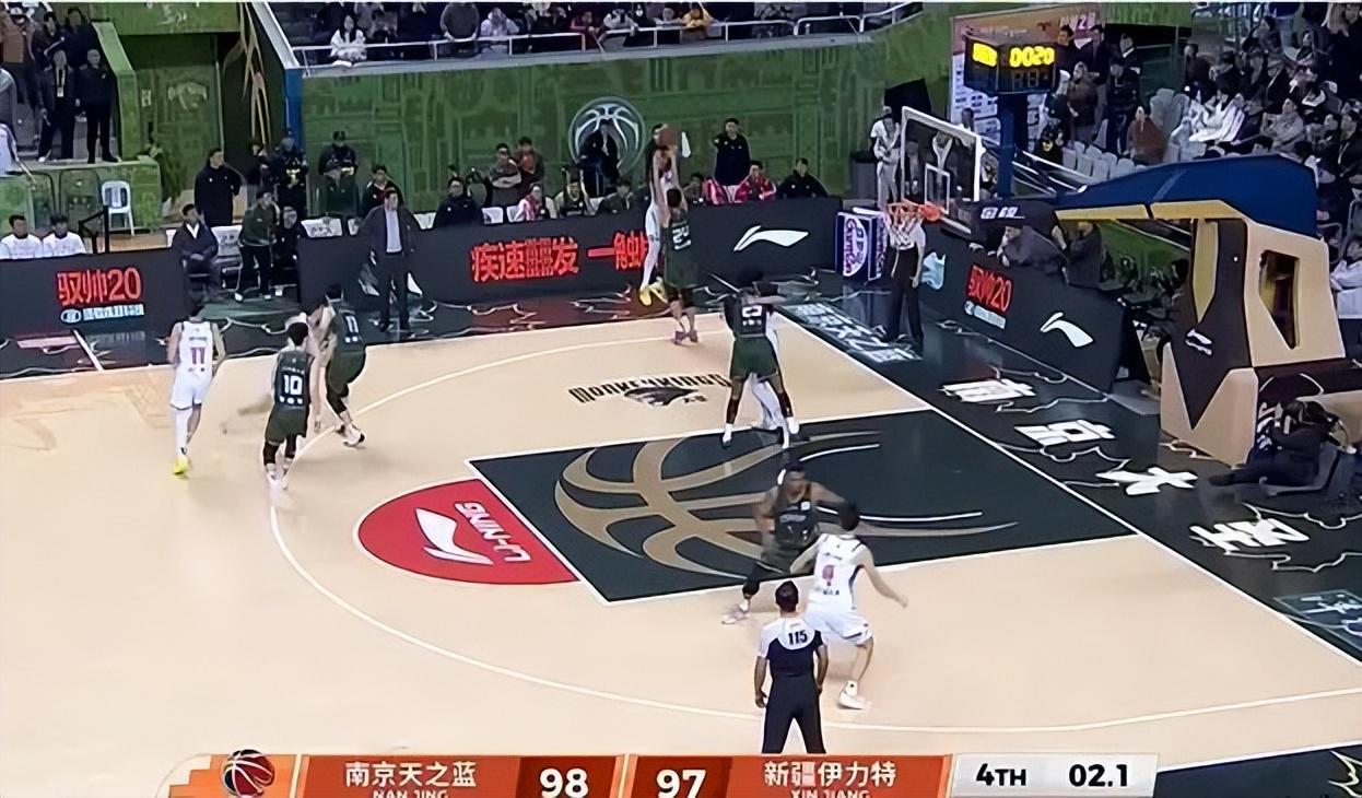 必发app-新疆男篮这也能输?最后时刻落后1分,竟4罚0中,球迷:真丢人啊